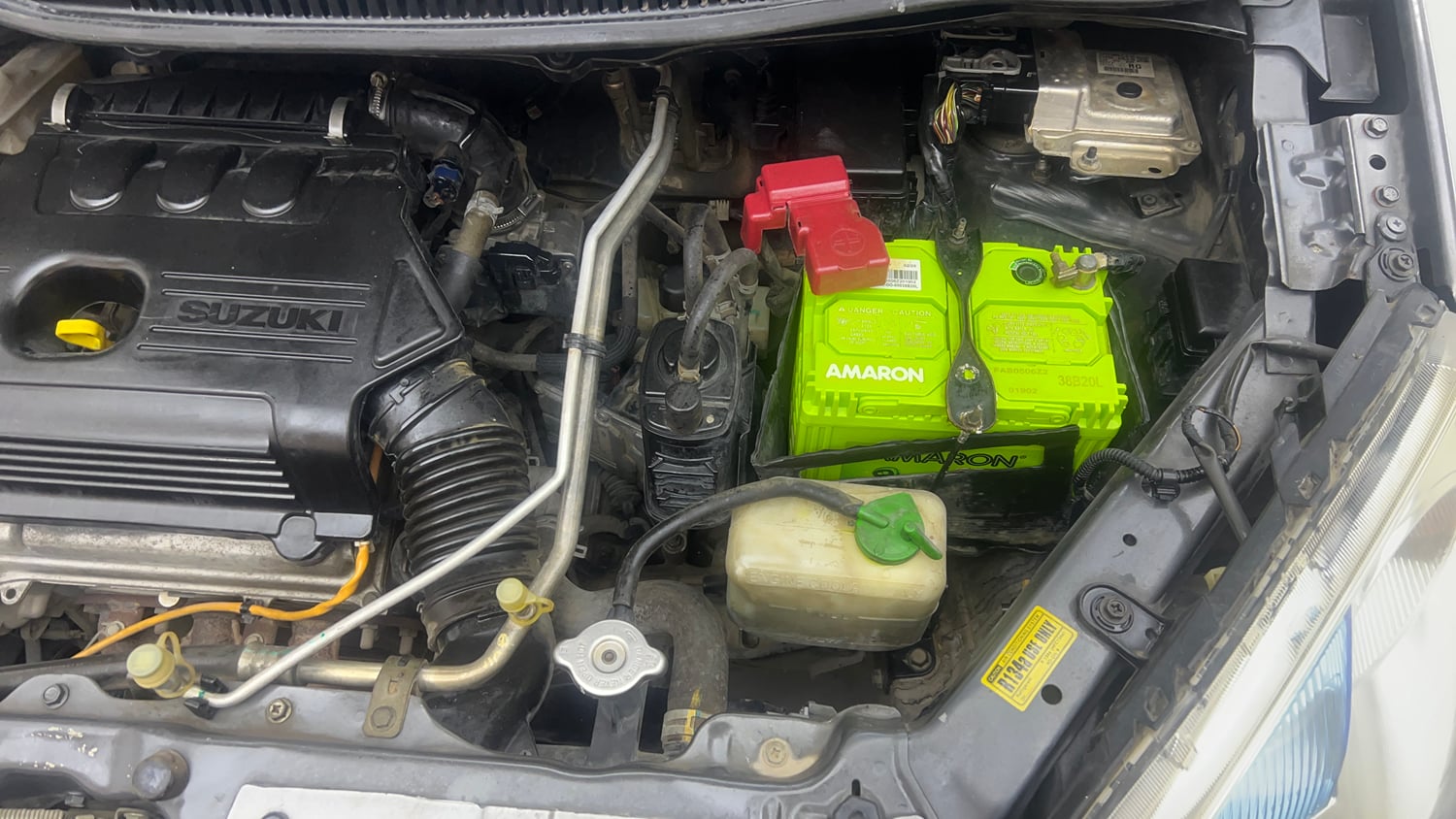 Used 2018 Maruti Suzuki Wagon R 1.0 VXI AMT (O) Petrol Automatic engine ENGINE LEFT SIDE VIEW