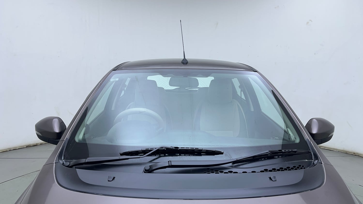 Used 2018 Tata Tiago Revotron XZ Petrol Manual exterior FRONT WINDSHIELD VIEW