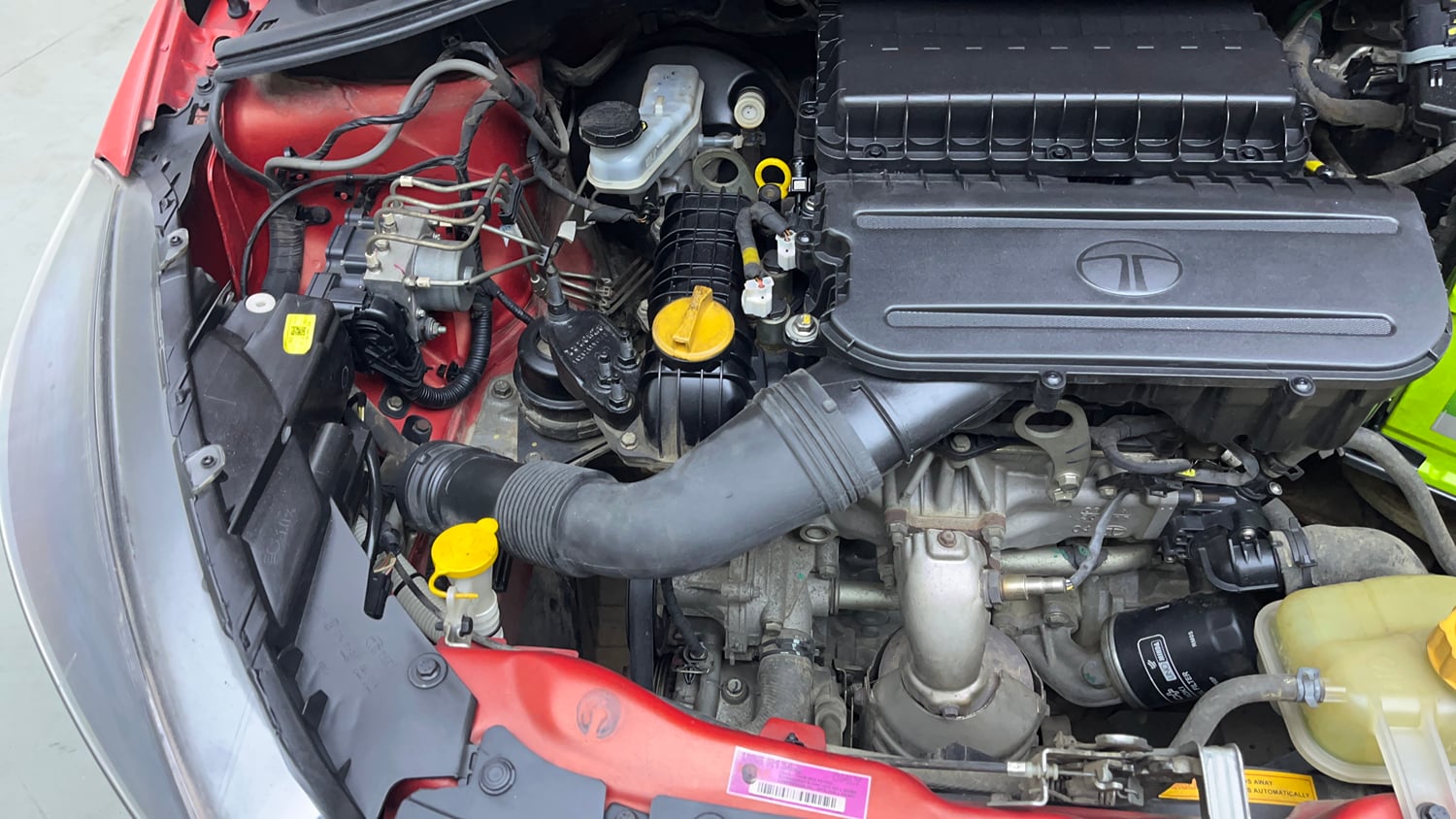 Used 2020 Tata Tiago XZ Plus Dual Tone Petrol Manual engine ENGINE RIGHT SIDE VIEW