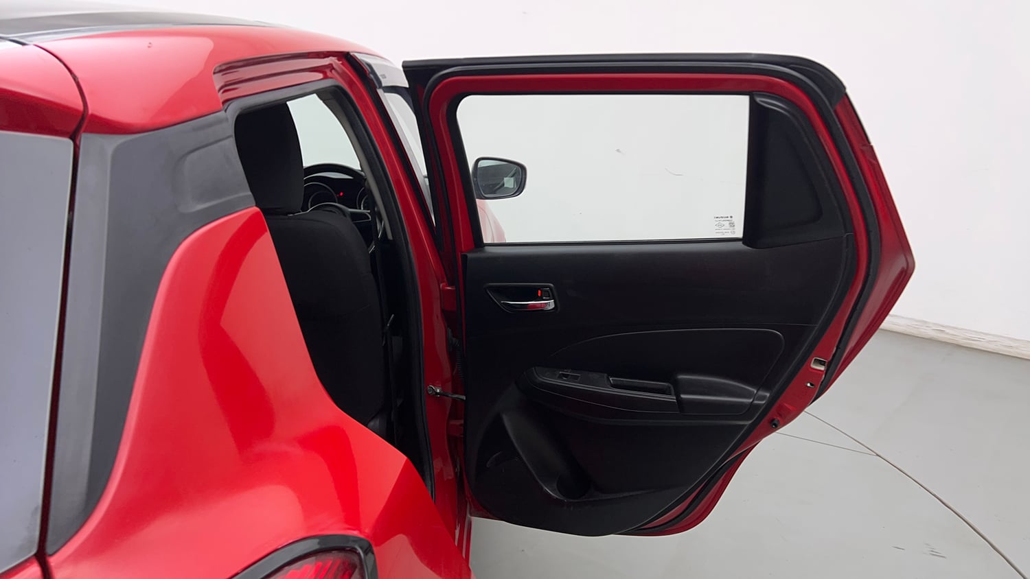 Used 2019 Maruti Suzuki Swift ZXi Petrol Manual interior RIGHT REAR DOOR OPEN VIEW