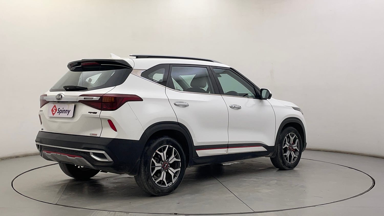 Used 2019 Kia Seltos GTX Plus 1.4 Petrol Manual exterior RIGHT REAR CORNER VIEW