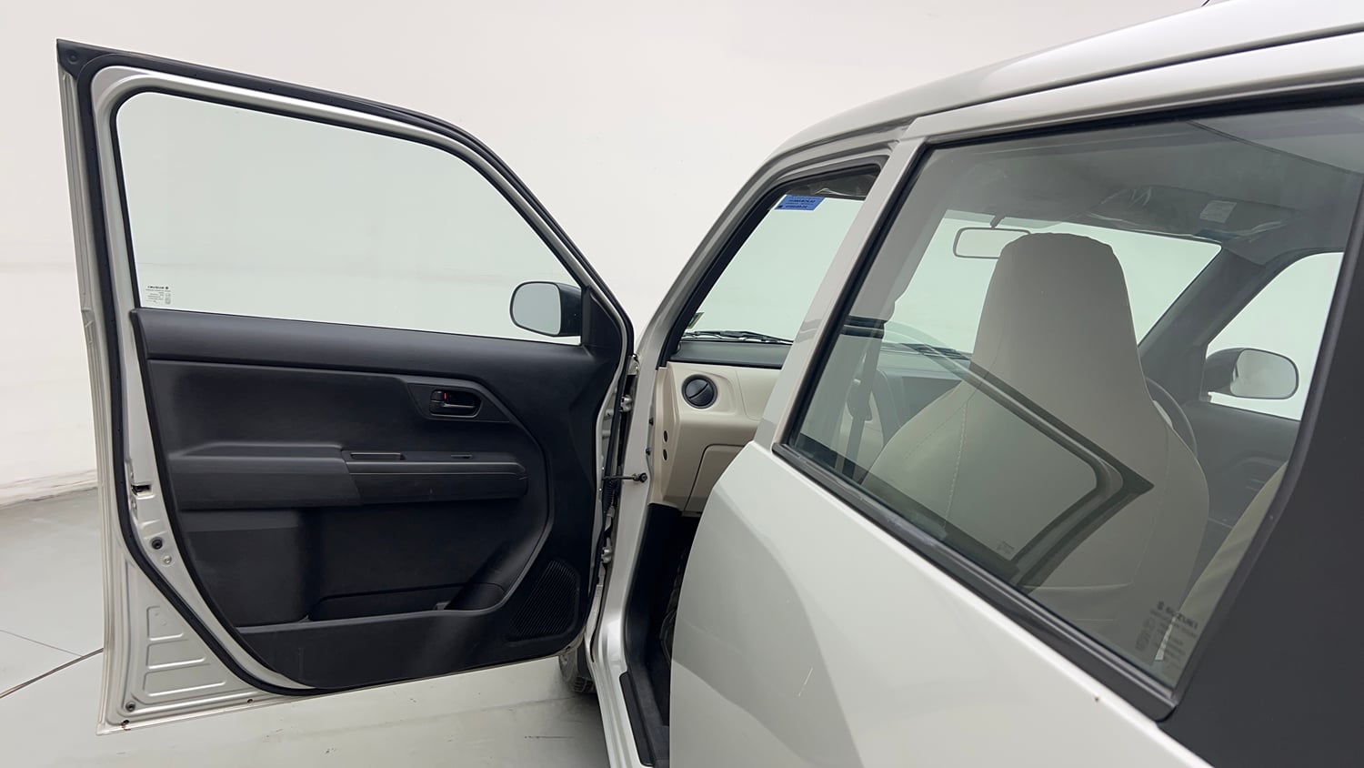 Used 2019 Maruti Suzuki Wagon R LXi 1.0 Petrol Manual interior LEFT FRONT DOOR OPEN VIEW