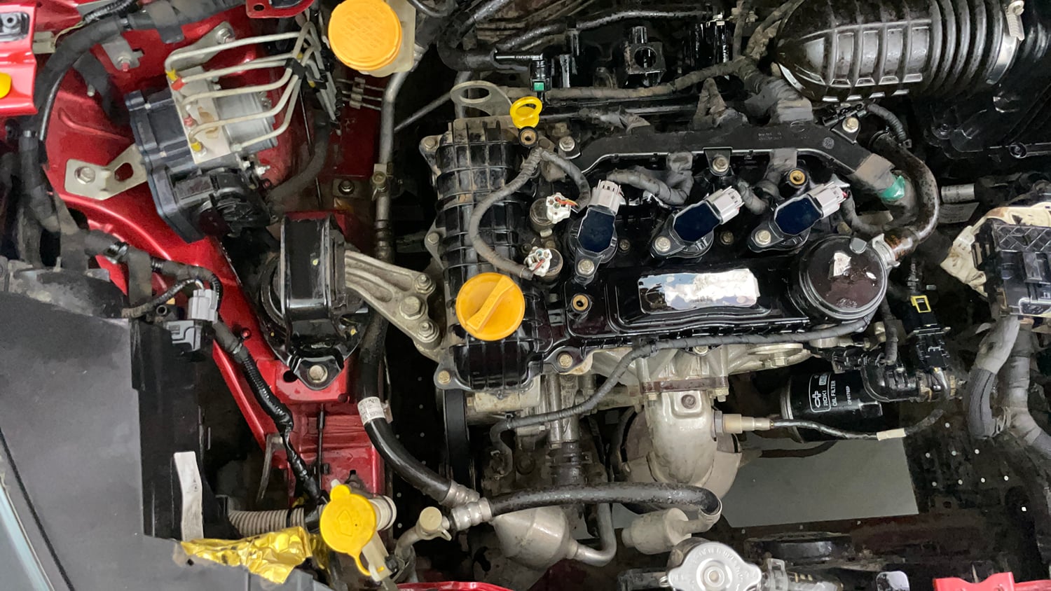 Used 2020 Tata Altroz XT Petrol Petrol Manual engine ENGINE RIGHT SIDE VIEW