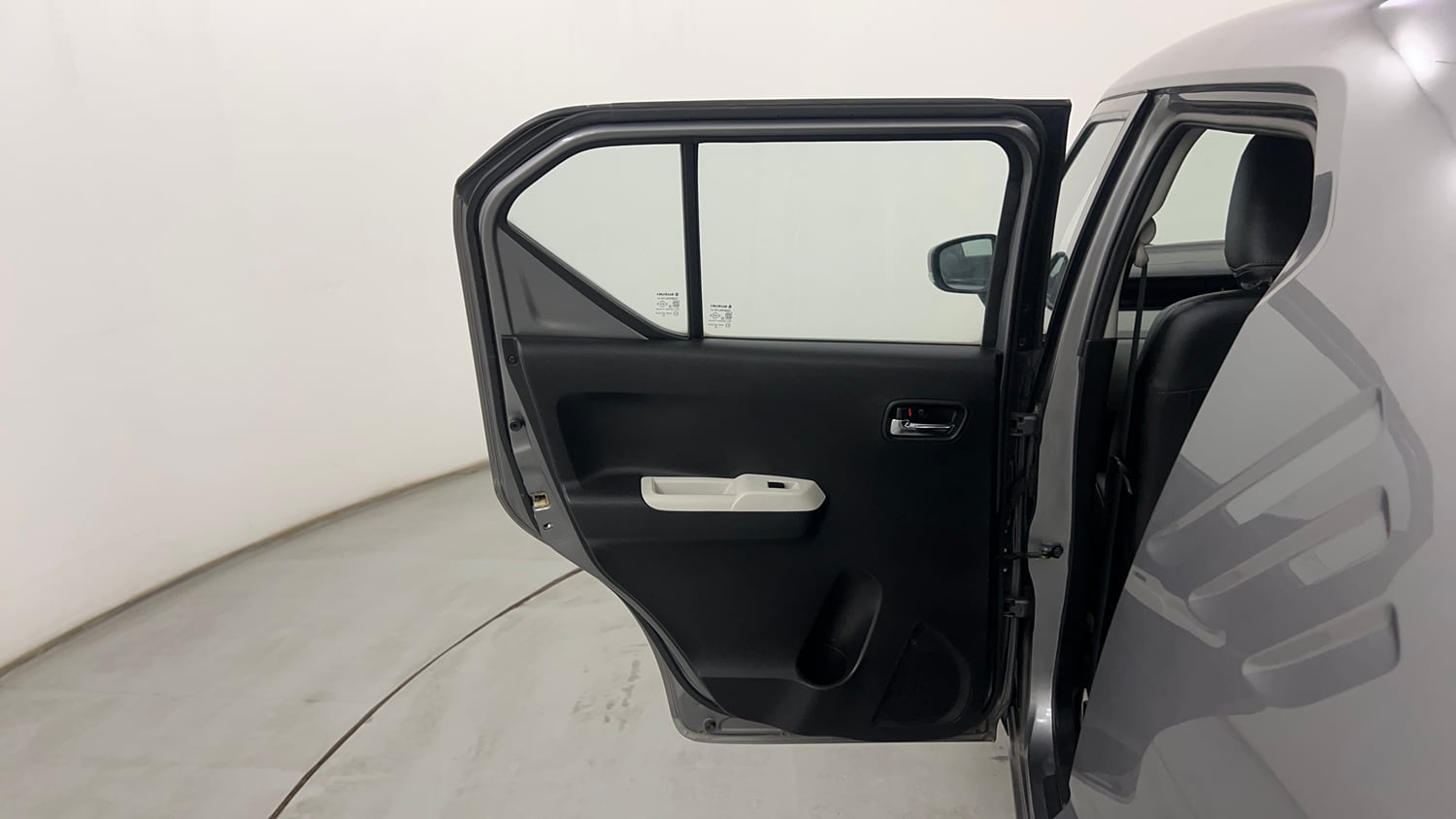 Used 2018 Maruti Suzuki Ignis Delta 1.2 AMT Petrol Automatic interior LEFT REAR DOOR OPEN VIEW