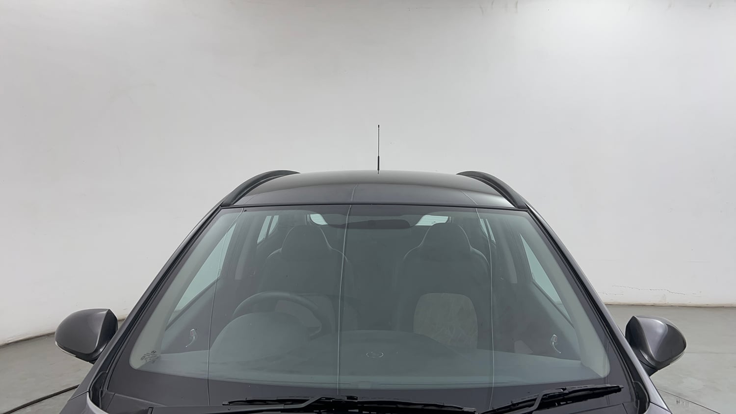 Used 2019 Hyundai Grand i10 Sportz 1.2 Kappa VTVT Petrol Manual exterior FRONT WINDSHIELD VIEW