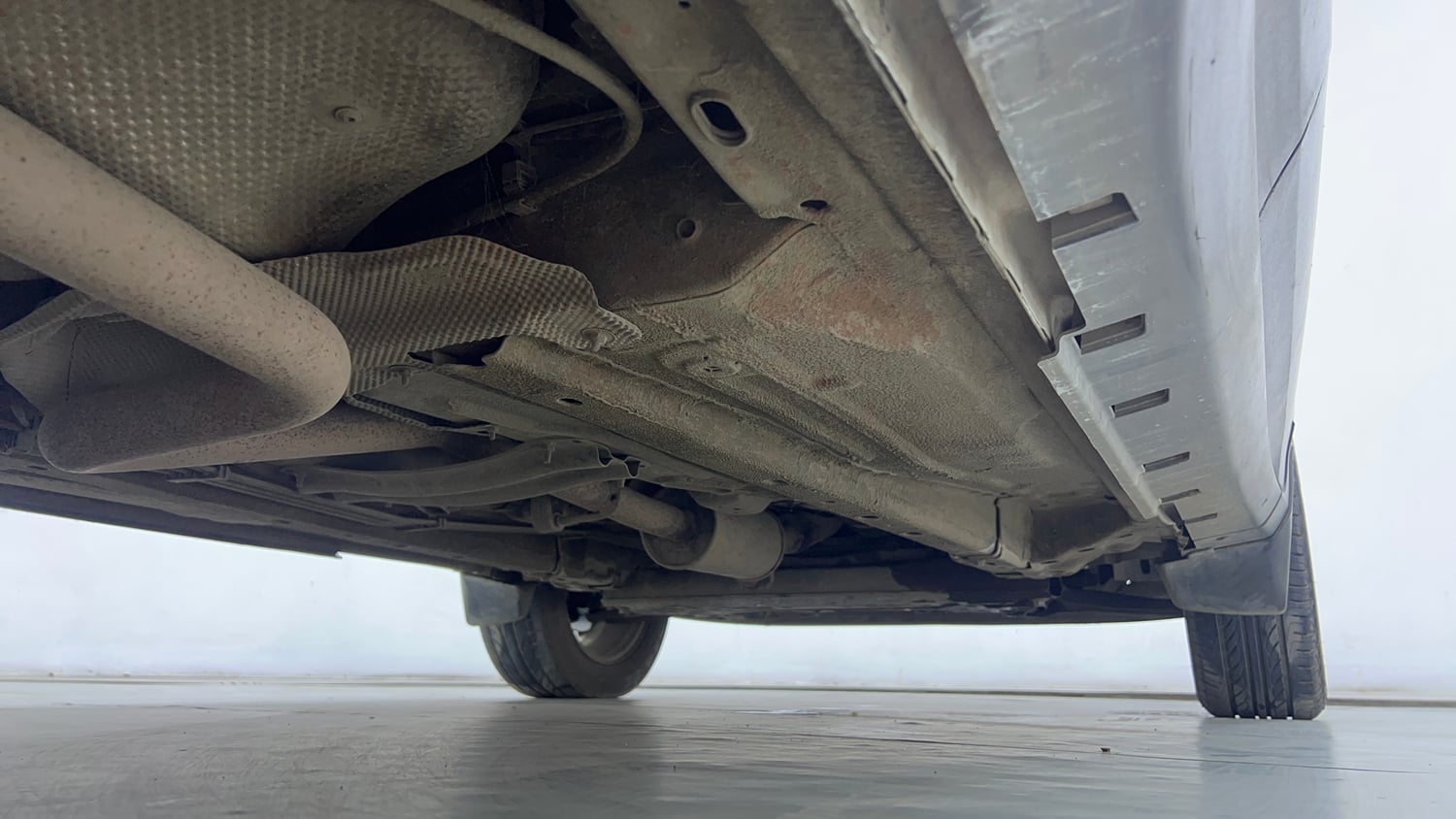 Used 2015 Ford EcoSport Titanium 1.5L Ti-VCT AT Petrol Automatic extra REAR RIGHT UNDERBODY VIEW