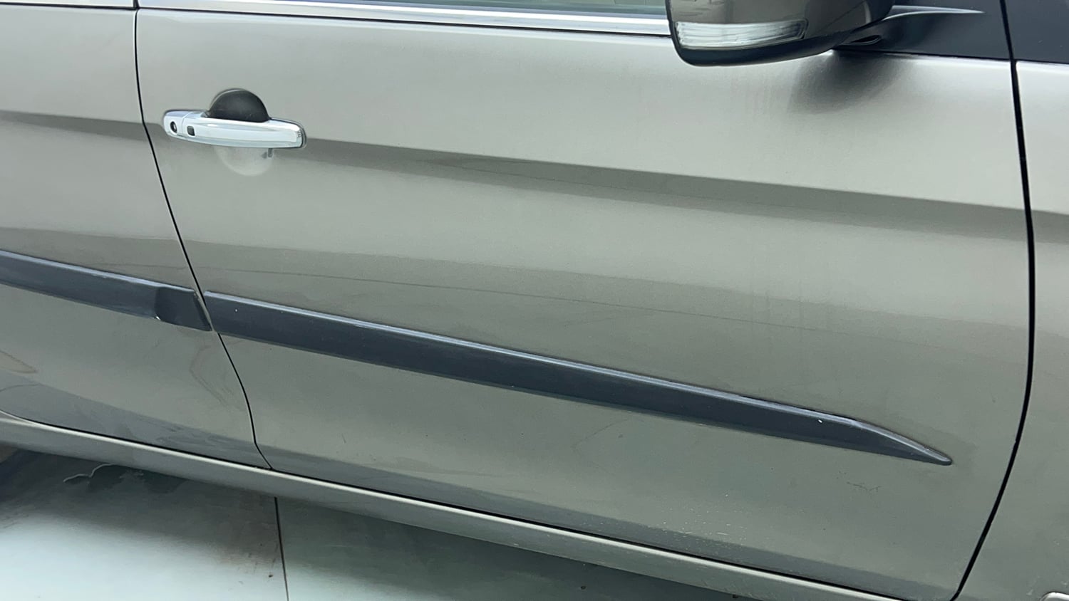 Used 2020 Maruti Suzuki Ciaz Alpha 1.5 AT Petrol Automatic dents MINOR DENT