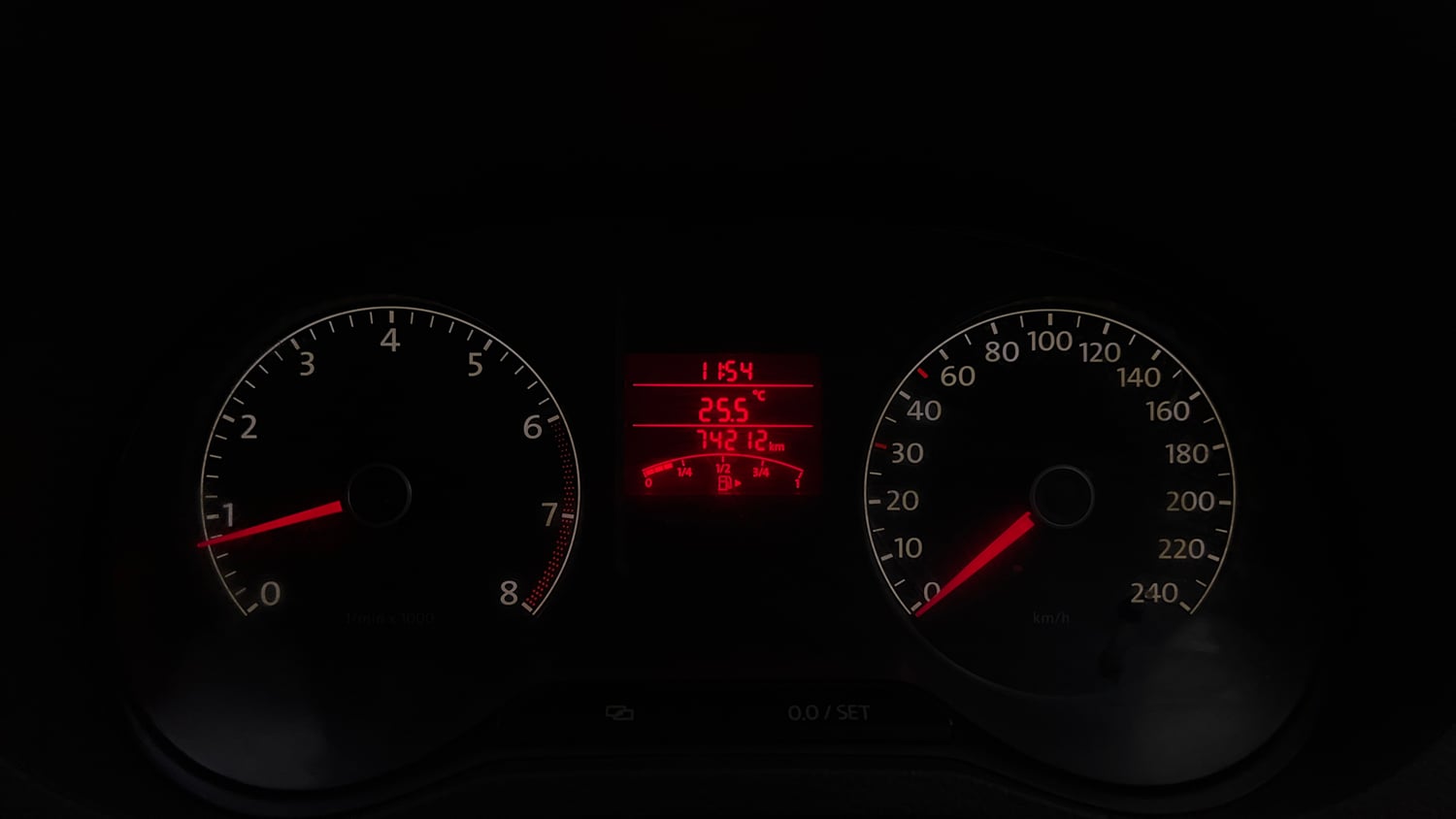 Used 2014 Volkswagen Vento Highline Petrol Petrol Manual interior CLUSTERMETER VIEW