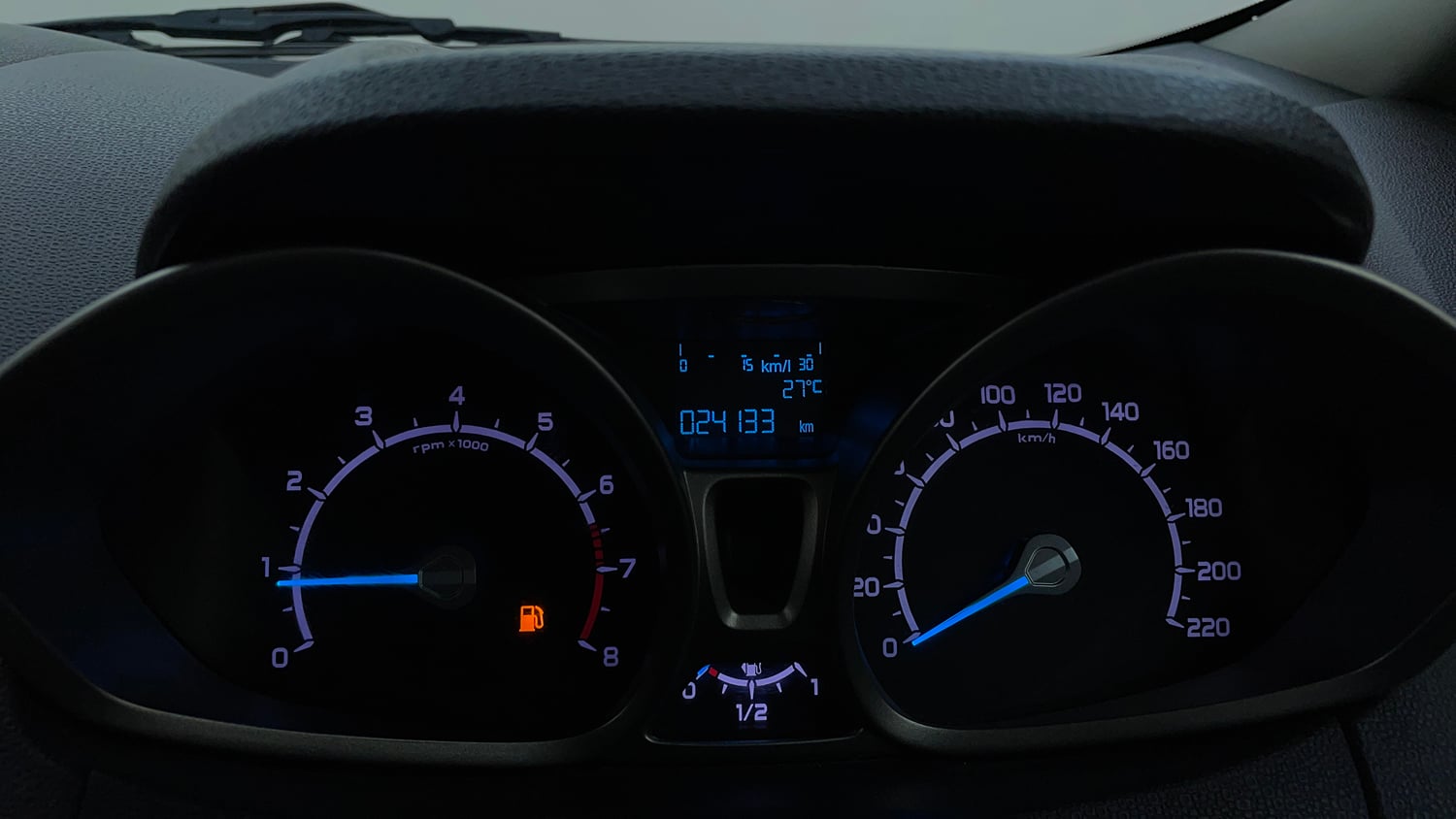 Used 2015 Ford EcoSport Titanium 1.5 Ti-VCT Petrol Manual interior CLUSTERMETER VIEW