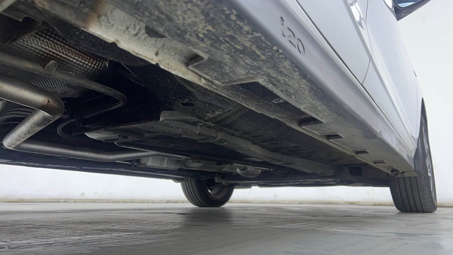 Used 2026 Hyundai New i20 Asta (O) 1.2 IVT Petrol Automatic extra REAR RIGHT UNDERBODY VIEW