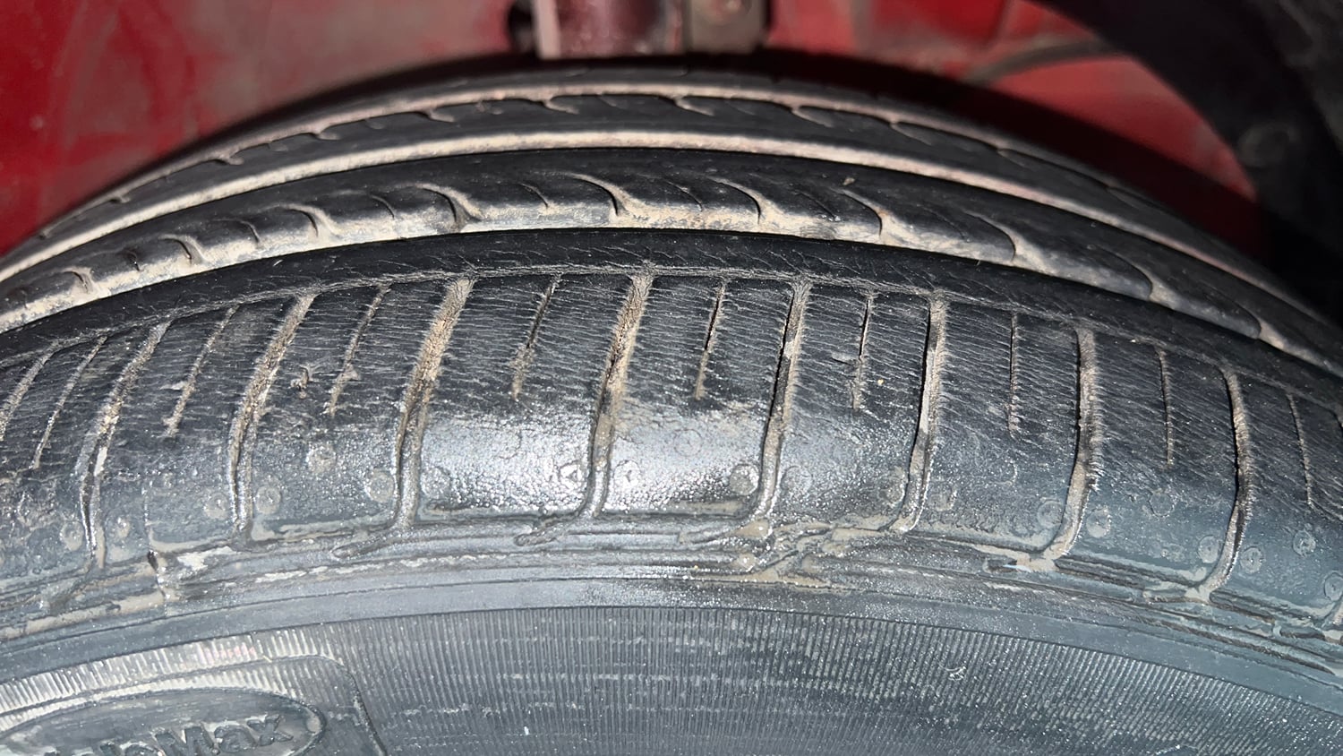 Used 2019 Maruti Suzuki Swift ZDi AMT Diesel Automatic tyres RIGHT FRONT TYRE TREAD VIEW