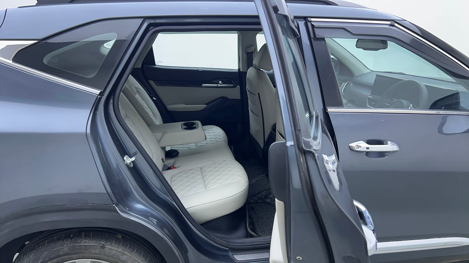 Used 2022 Kia Seltos HTX 1.5 Petrol Manual interior RIGHT SIDE REAR DOOR CABIN VIEW