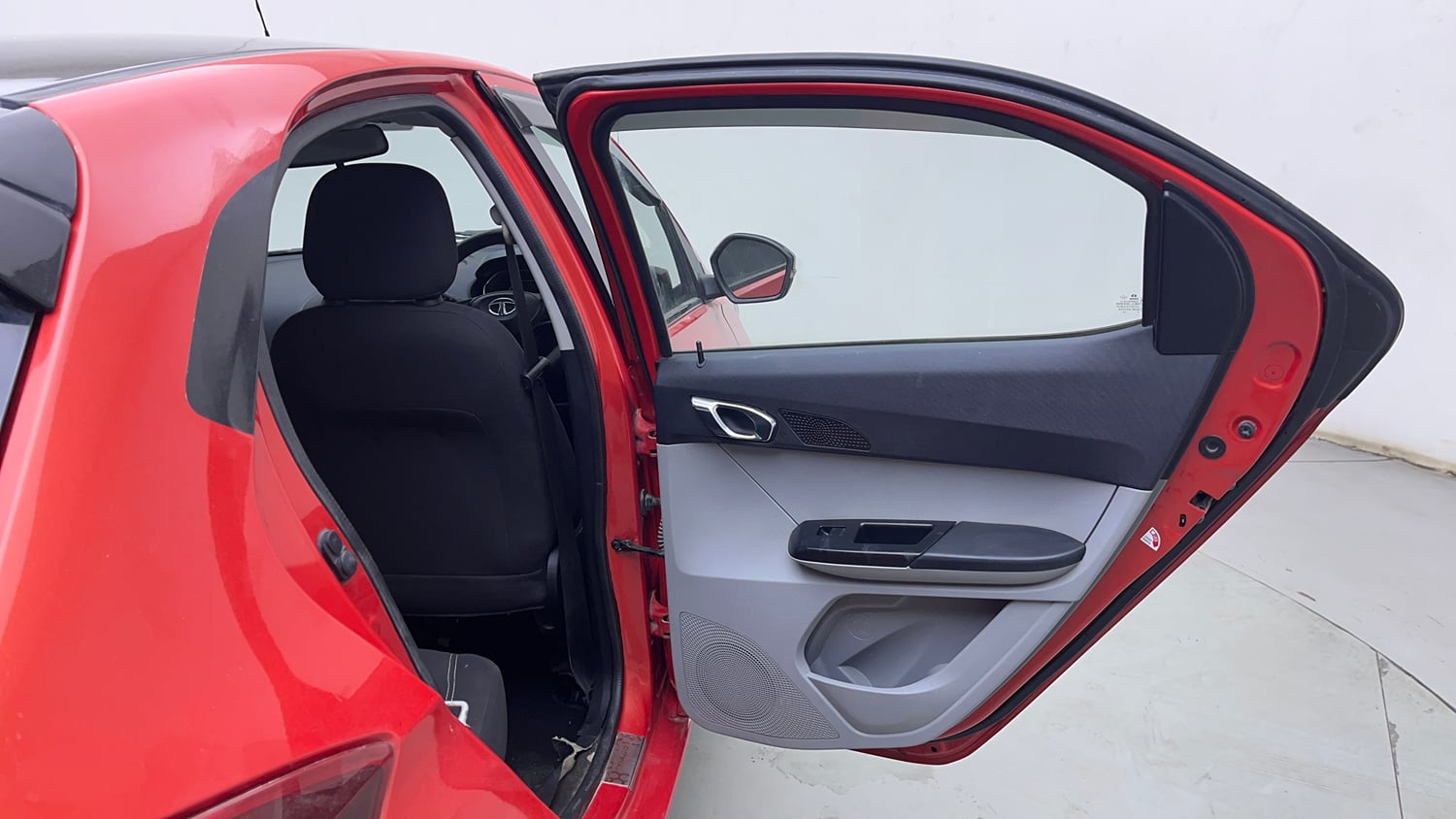 Used 2020 Tata Tiago XZ Plus Dual Tone Petrol Manual interior RIGHT REAR DOOR OPEN VIEW