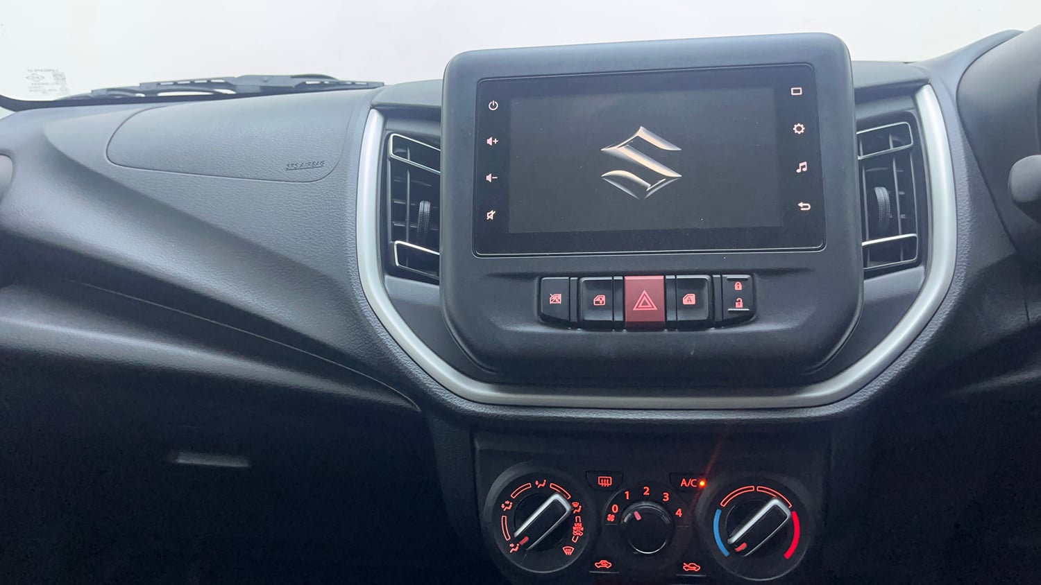 Used 2024 Maruti Suzuki Celerio ZXi Plus AMT Petrol Automatic interior MUSIC SYSTEM & AC CONTROL VIEW