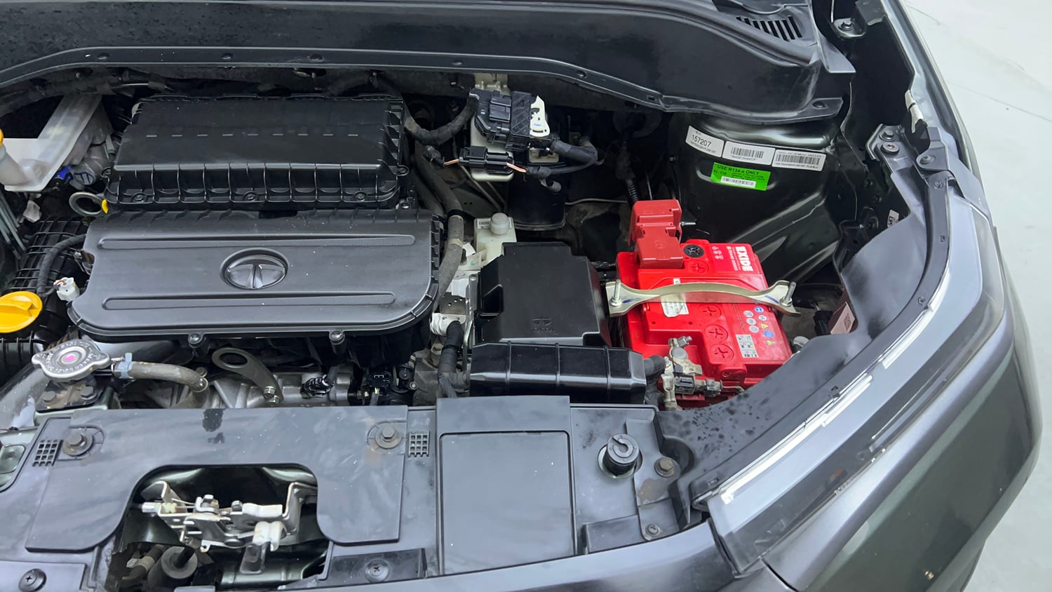 Used 2022 Tata Punch Accomplished AMT Petrol Automatic engine ENGINE LEFT SIDE VIEW