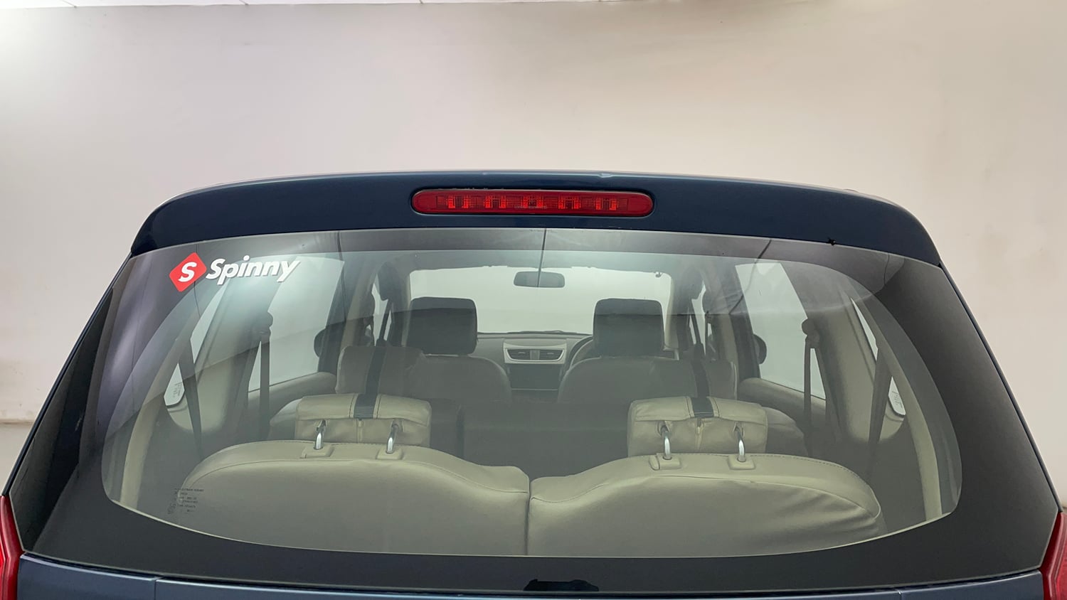 Used 2016 Maruti Suzuki Ertiga VXI AT Petrol Automatic exterior BACK WINDSHIELD VIEW