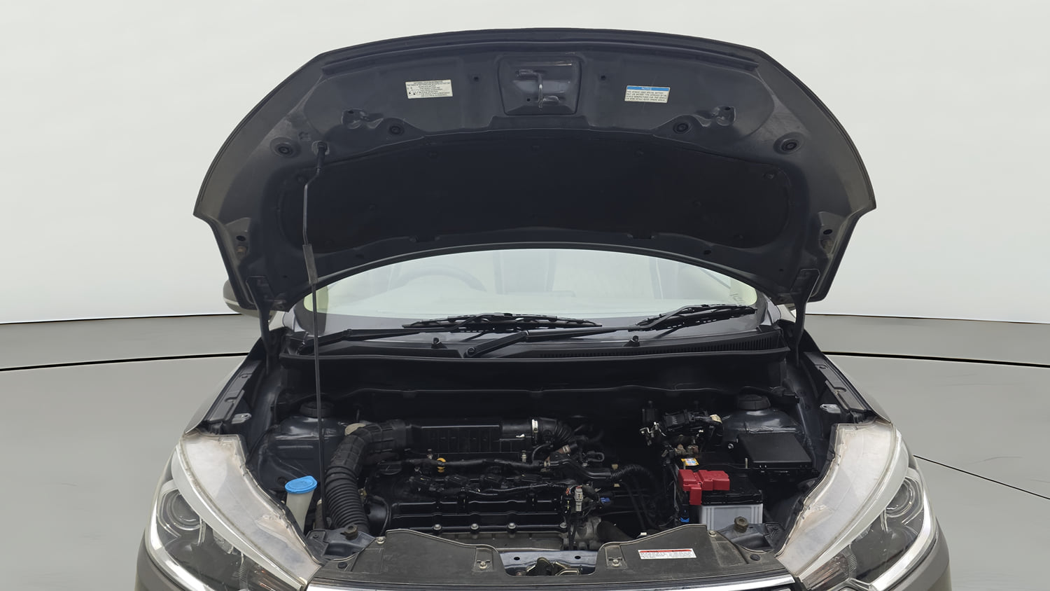 Used 2020 Maruti Suzuki New Ertiga ZXi Petrol Manual engine ENGINE & BONNET OPEN FRONT VIEW