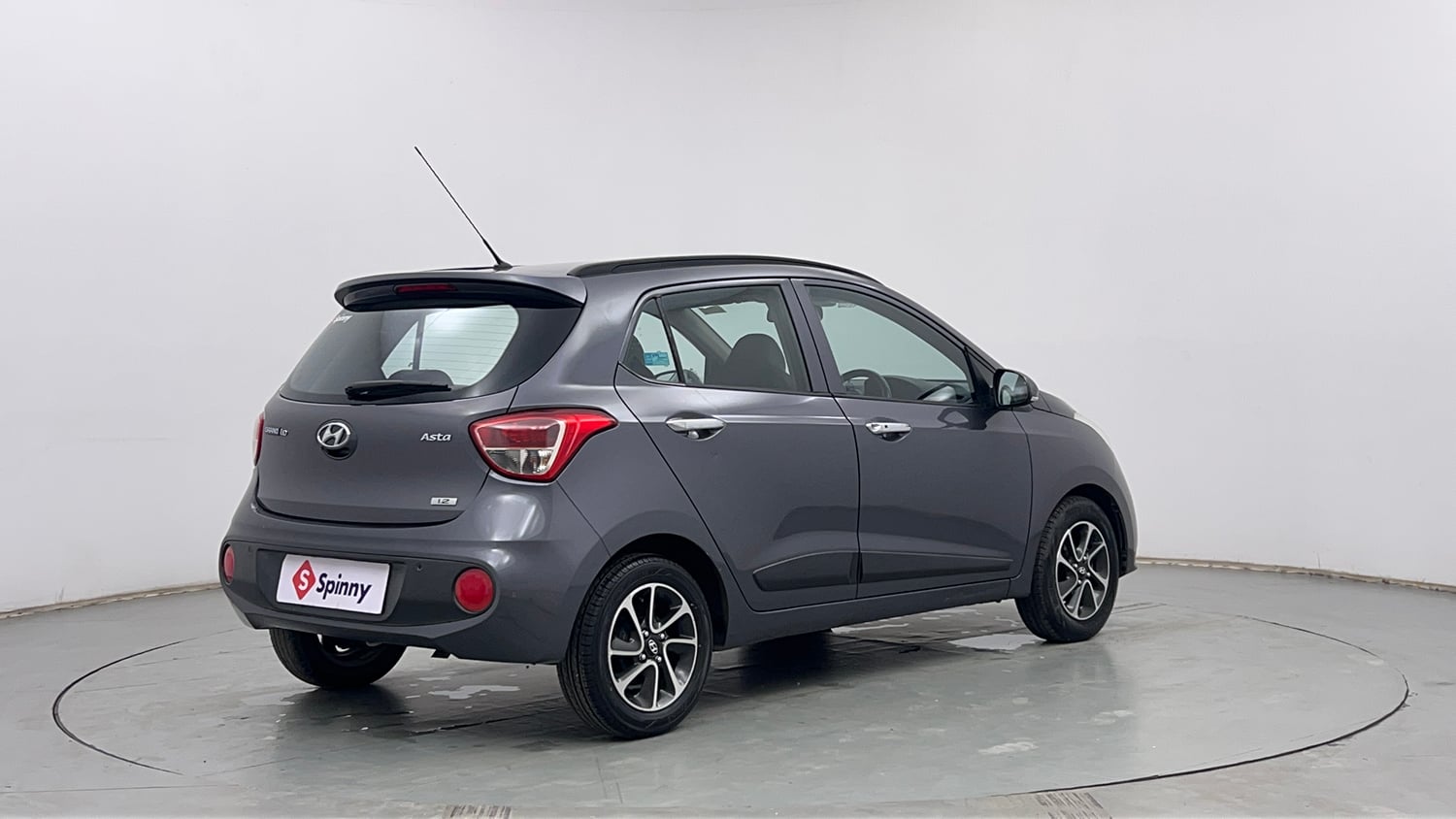 Used 2017 Hyundai Grand i10 Asta 1.2 Kappa VTVT Petrol Manual exterior RIGHT REAR CORNER VIEW