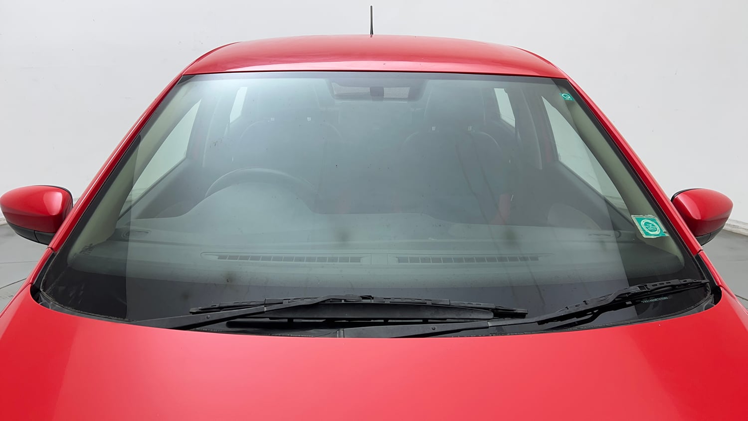 Used 2014 Volkswagen Polo Comfortline 1.2L (P) Petrol Manual exterior FRONT WINDSHIELD VIEW
