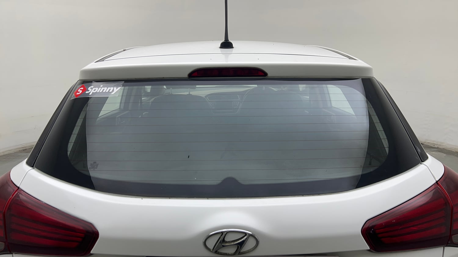 Used 2019 Hyundai Elite i20 Sportz Plus 1.2 CVT Petrol Automatic exterior BACK WINDSHIELD VIEW