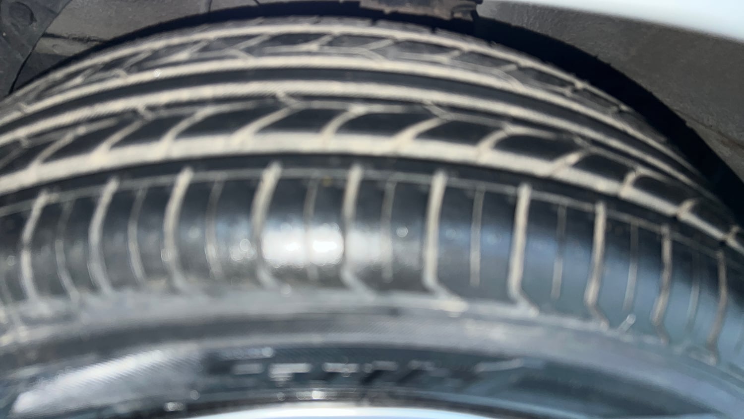 Used 2016 Hyundai Grand i10 Sportz 1.2 Kappa VTVT Petrol Manual tyres LEFT FRONT TYRE TREAD VIEW
