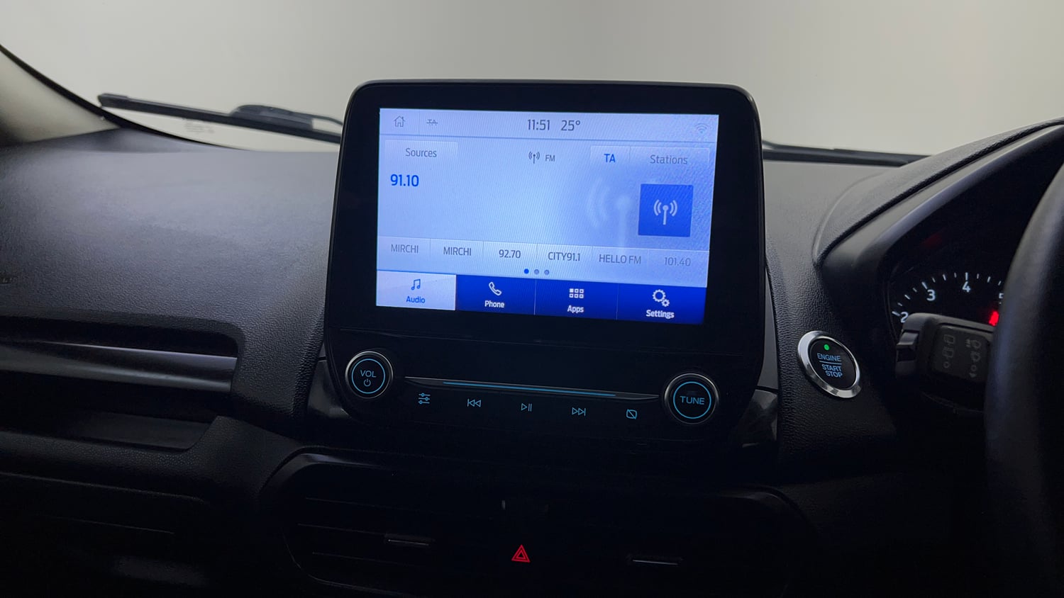 Used 2018 Ford EcoSport Titanium 1.5L Ti-VCT Petrol Manual top_features Integrated (in-dash) music system