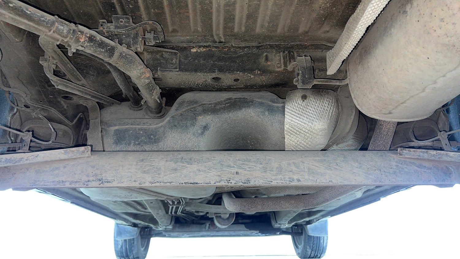 Used 2015 Ford EcoSport Titanium 1.5L Ti-VCT AT Petrol Automatic extra REAR UNDERBODY VIEW (TAKEN FROM REAR)