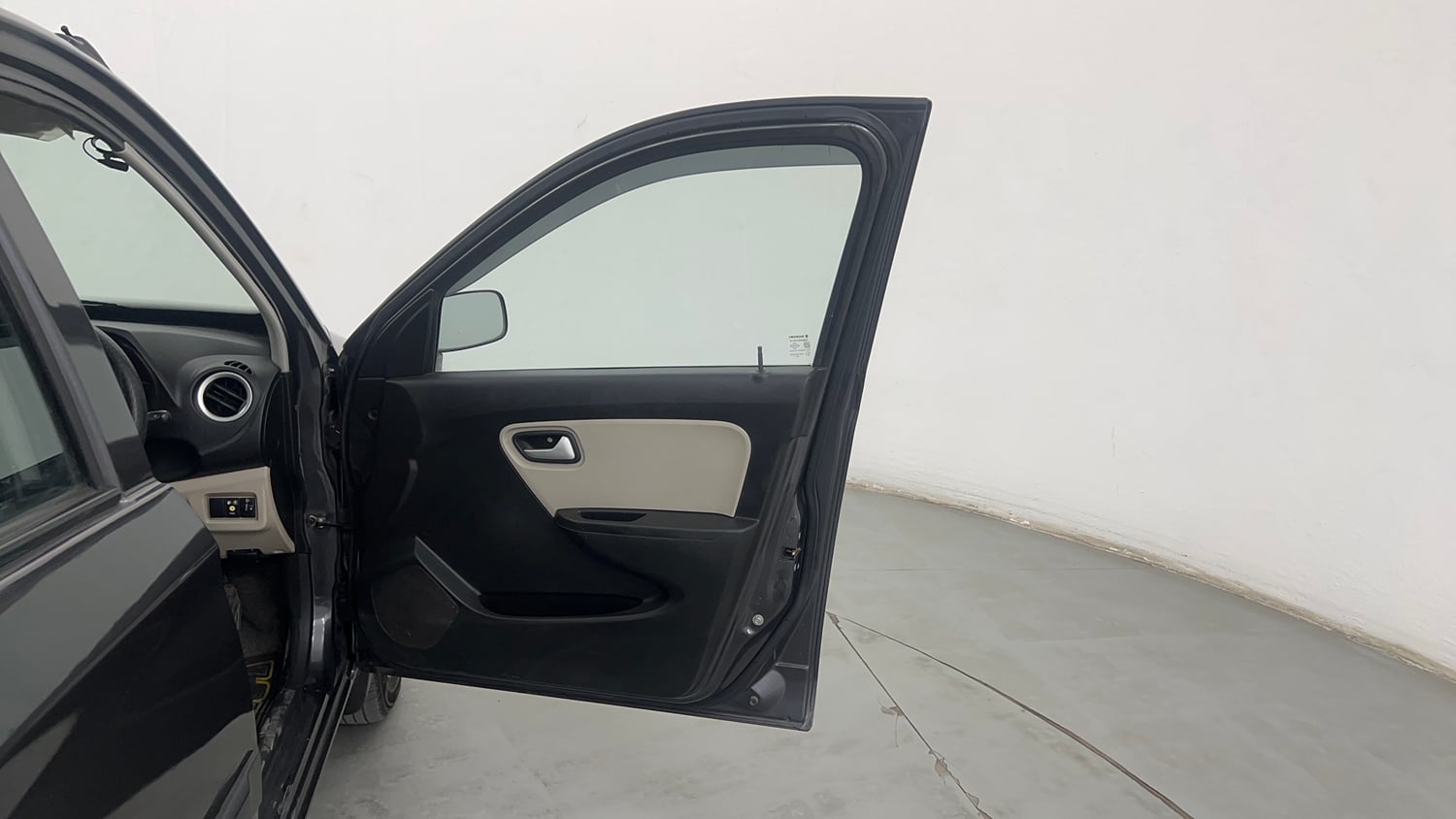 Used 2019 Maruti Suzuki Alto 800 LXi CNG Cng Manual interior RIGHT FRONT DOOR OPEN VIEW