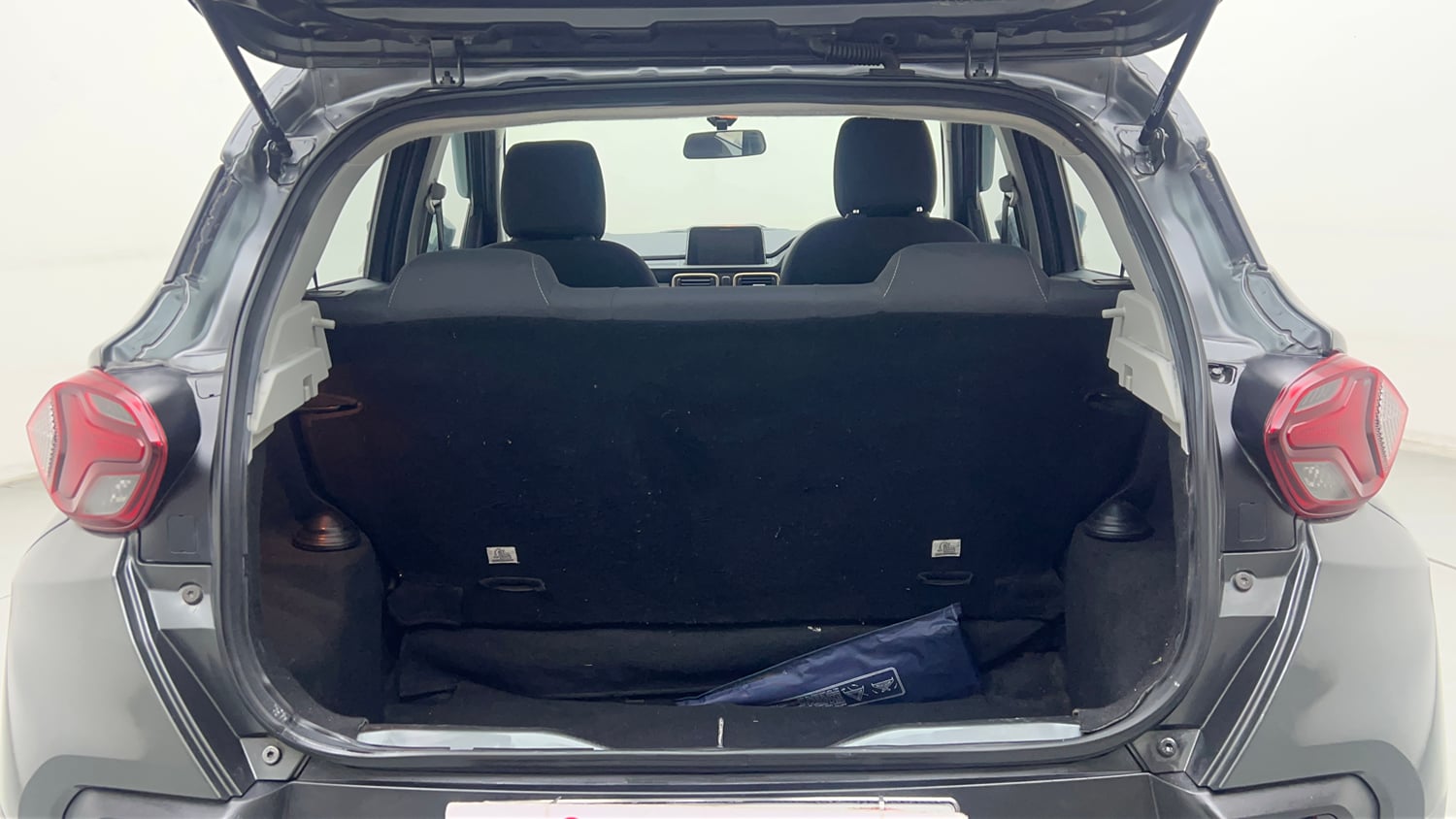 Used 2022 Tata Punch Accomplished MT Petrol Manual interior DICKY INSIDE VIEW