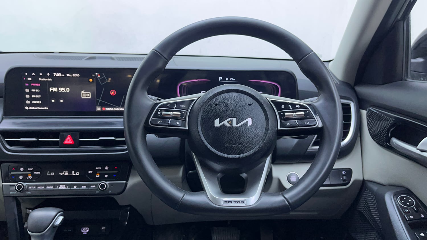 Used 2024 kia Seltos HTX 1.5 Petrol IVT Petrol Automatic interior STEERING VIEW