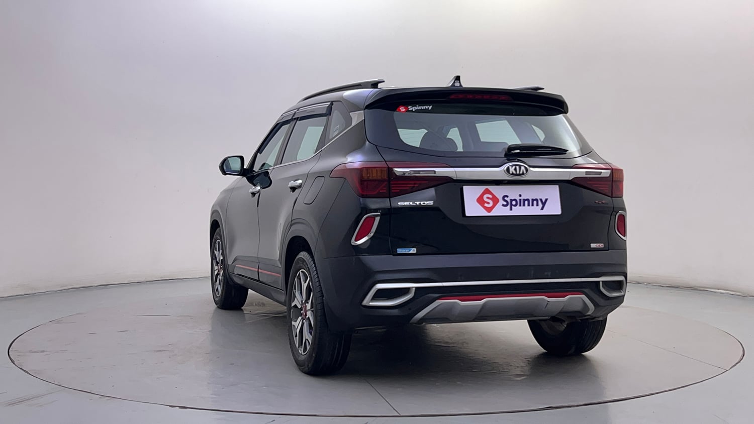 Used 2020 Kia Seltos GTX Plus 1.4 Petrol Manual exterior LEFT REAR CORNER VIEW
