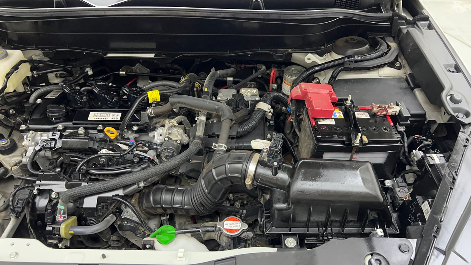 Used 2025 Maruti Suzuki Victoris ZXI+ (O) THS 2W Hybrid Automatic engine ENGINE LEFT SIDE VIEW