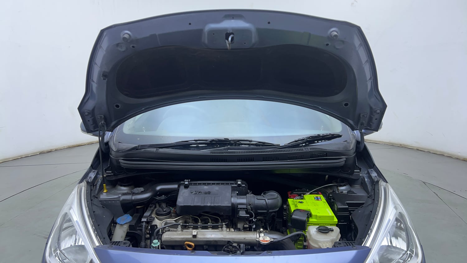 Used 2016 Hyundai Grand i10 Sportz 1.1 CRDi Diesel Manual engine ENGINE & BONNET OPEN FRONT VIEW