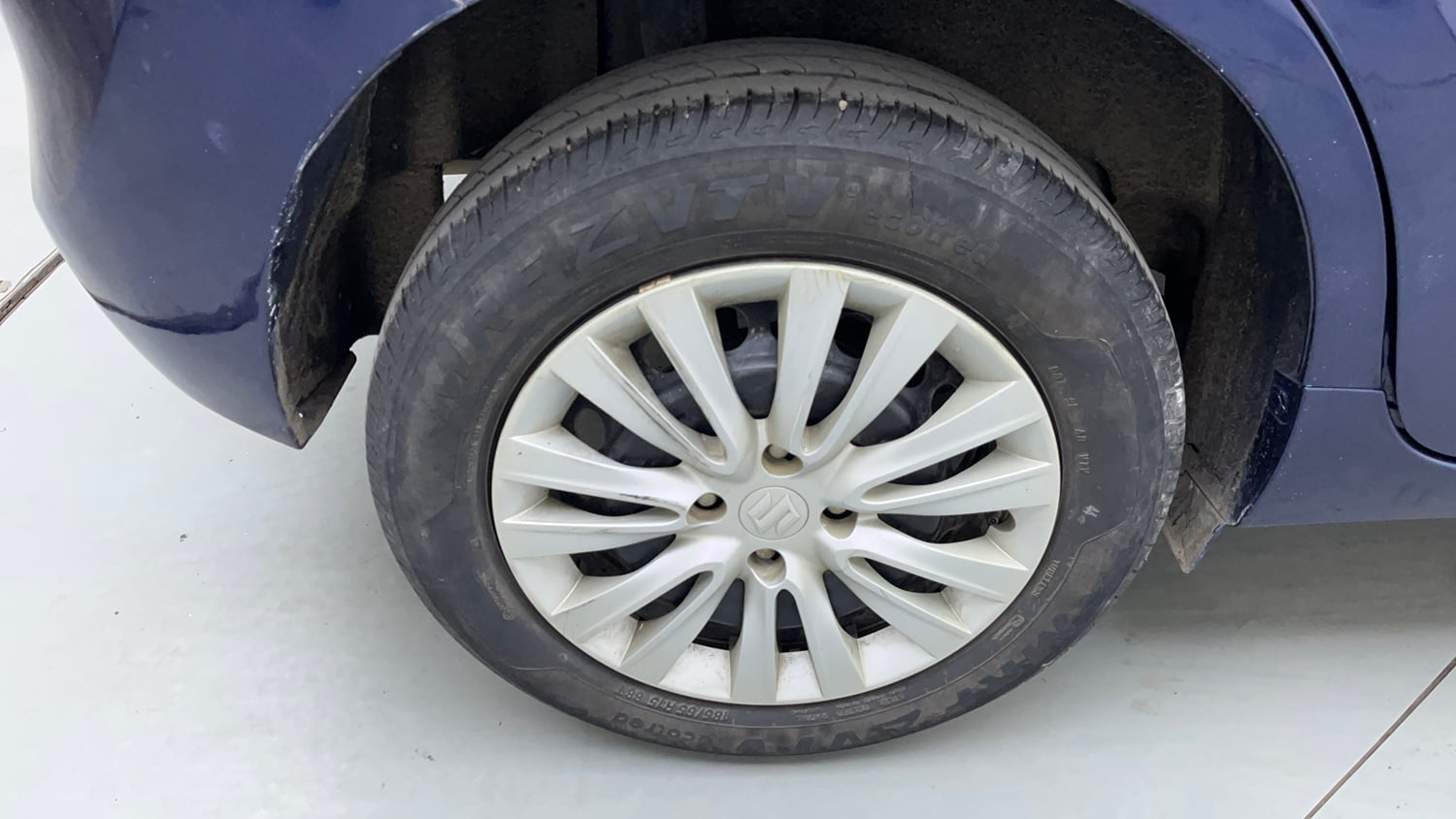 Used 2020 Maruti Suzuki Baleno Delta Petrol Manual tyres RIGHT REAR TYRE RIM VIEW