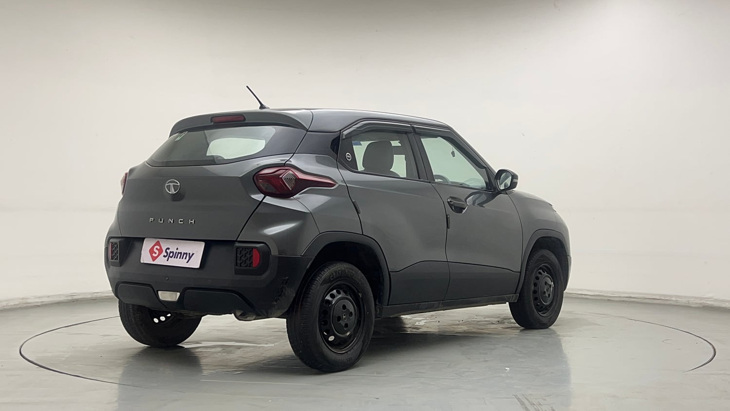 Used 2024 Tata Punch Pure MT Petrol Manual exterior RIGHT REAR CORNER VIEW