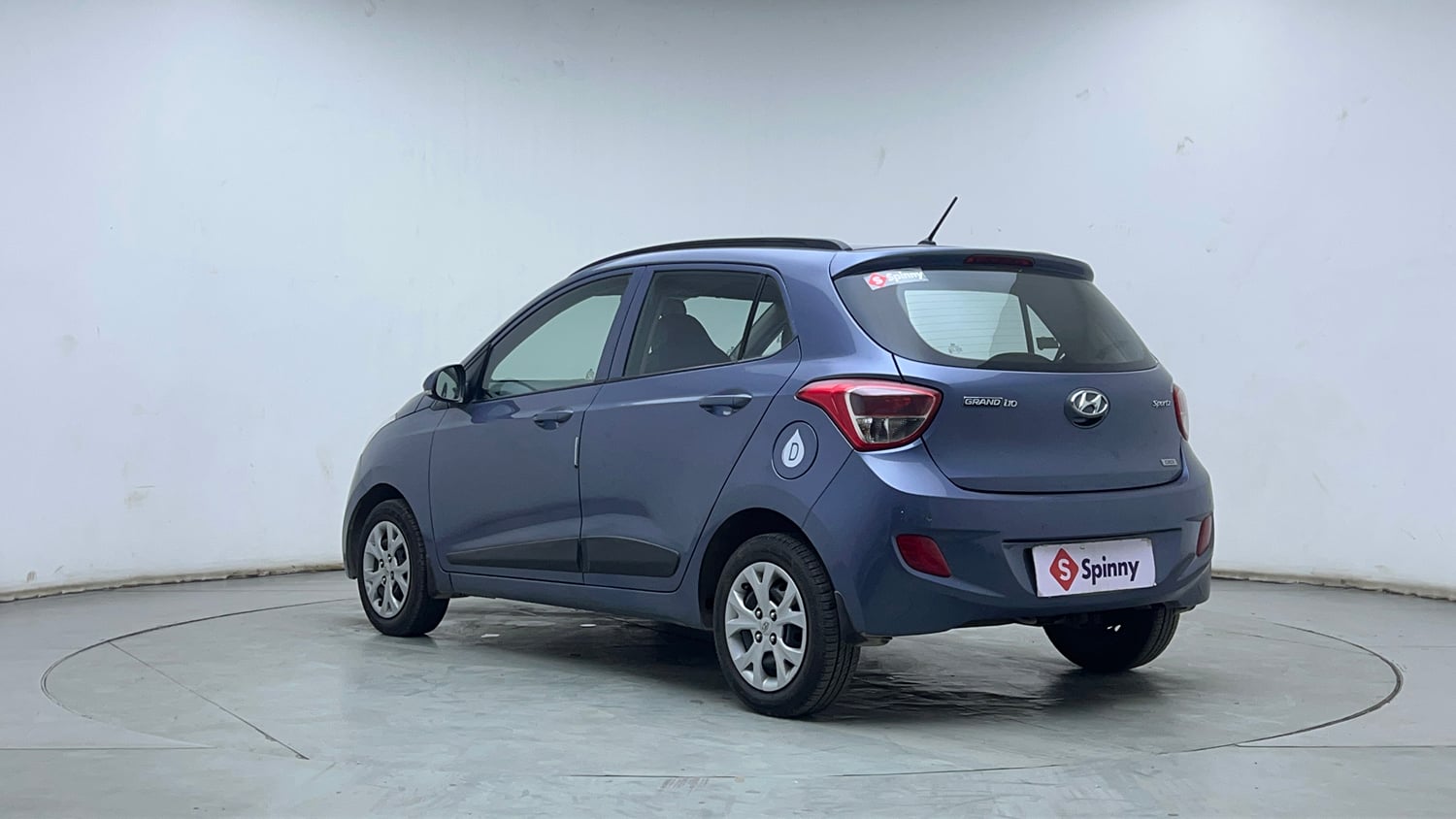 Used 2016 Hyundai Grand i10 Sportz 1.1 CRDi Diesel Manual exterior LEFT REAR CORNER VIEW