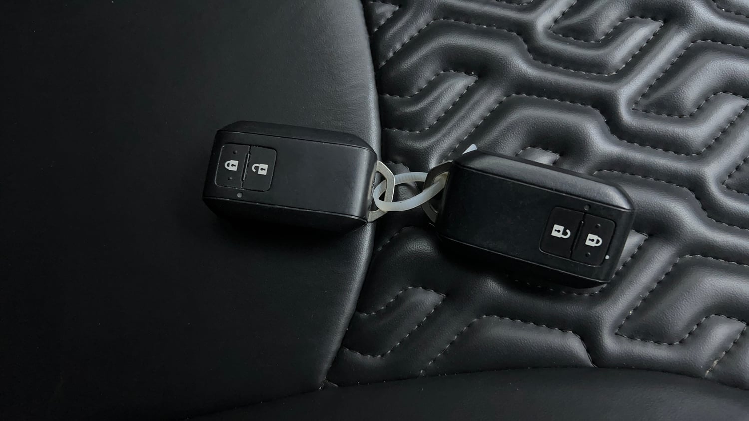 Used 2022 Maruti Suzuki Baleno Zeta MT Petrol Manual extra CAR KEY VIEW