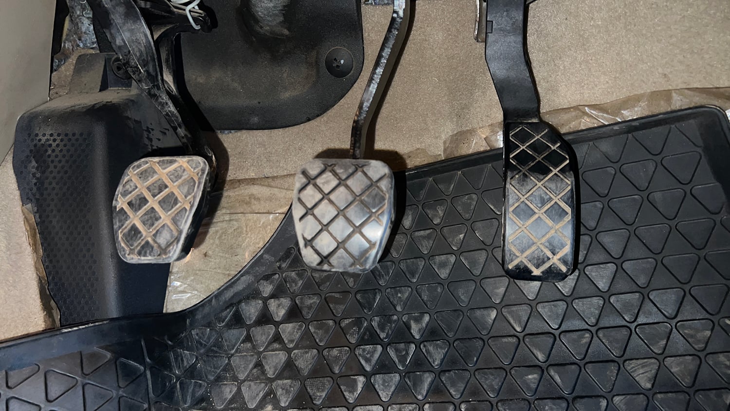 Used 2022 Volkswagen Vento Highline 1.0L TSI Petrol Manual interior PEDALS VIEW