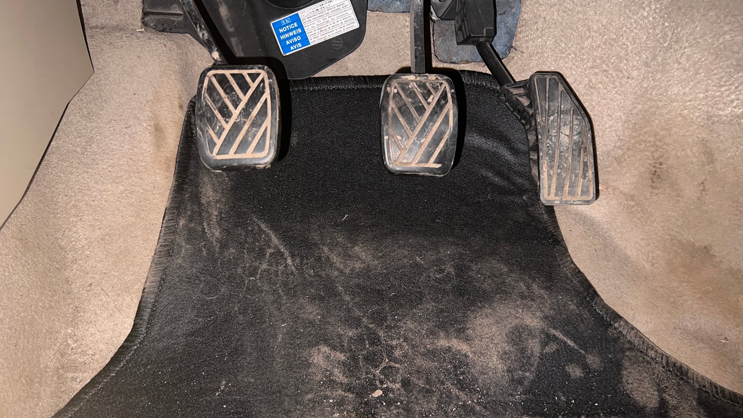 Used 2018 Maruti Suzuki Dzire VXi Petrol Manual interior PEDALS VIEW
