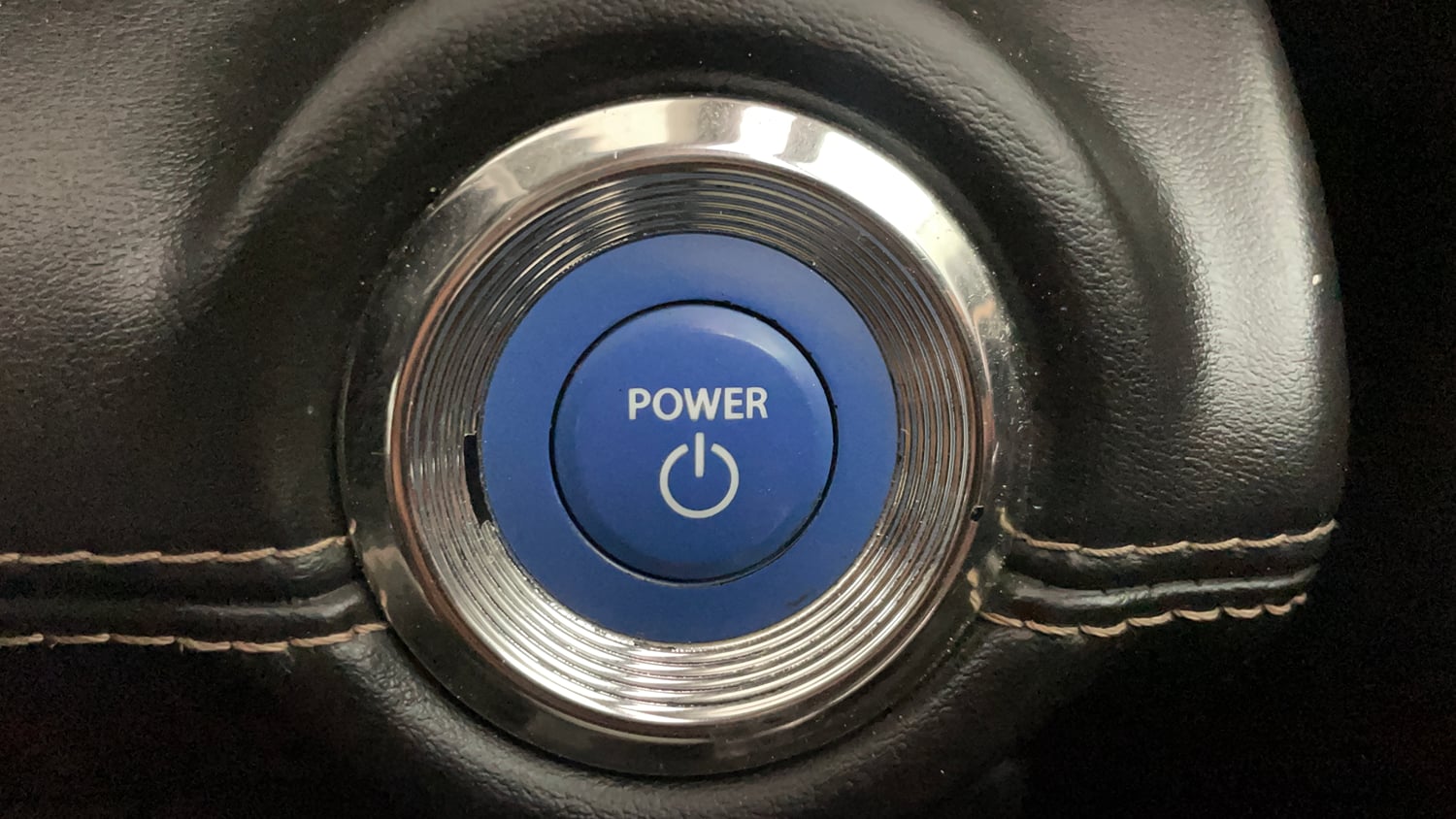 Used 2023 Maruti Suzuki Grand Vitara Zeta Plus Intelligent Hybrid eCVT Hybrid Automatic top_features Keyless start