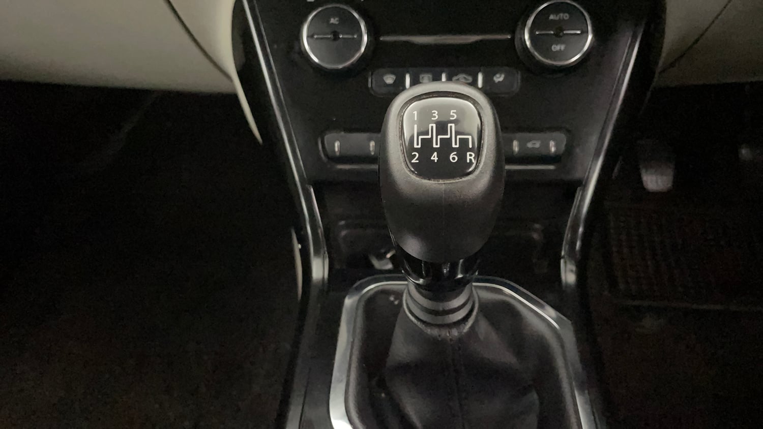 Used 2023 Tata Nexon XZ Plus Petrol Manual interior GEAR  KNOB VIEW