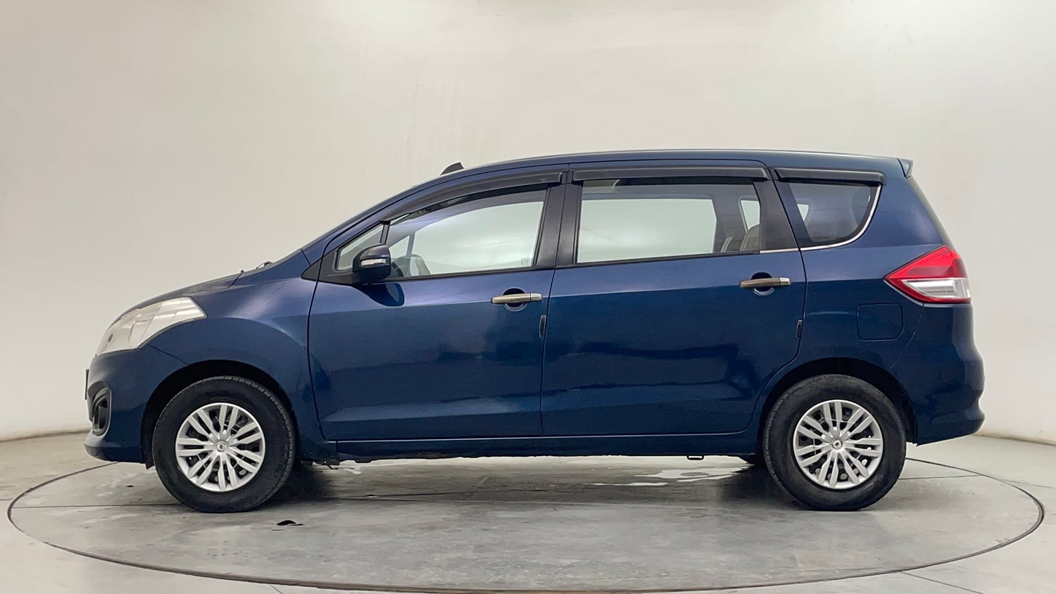 Used 2016 Maruti Suzuki Ertiga VXI AT Petrol Automatic exterior LEFT SIDE VIEW