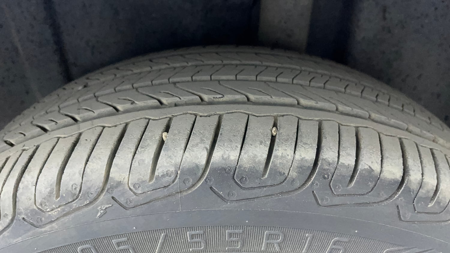 Used 2023 Volkswagen Virtus Topline 1.0 TSI AT Petrol Automatic tyres LEFT REAR TYRE TREAD VIEW