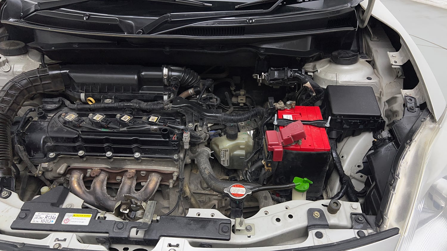Used 2018 Maruti Suzuki Swift ZXi AMT Petrol Automatic engine ENGINE LEFT SIDE VIEW