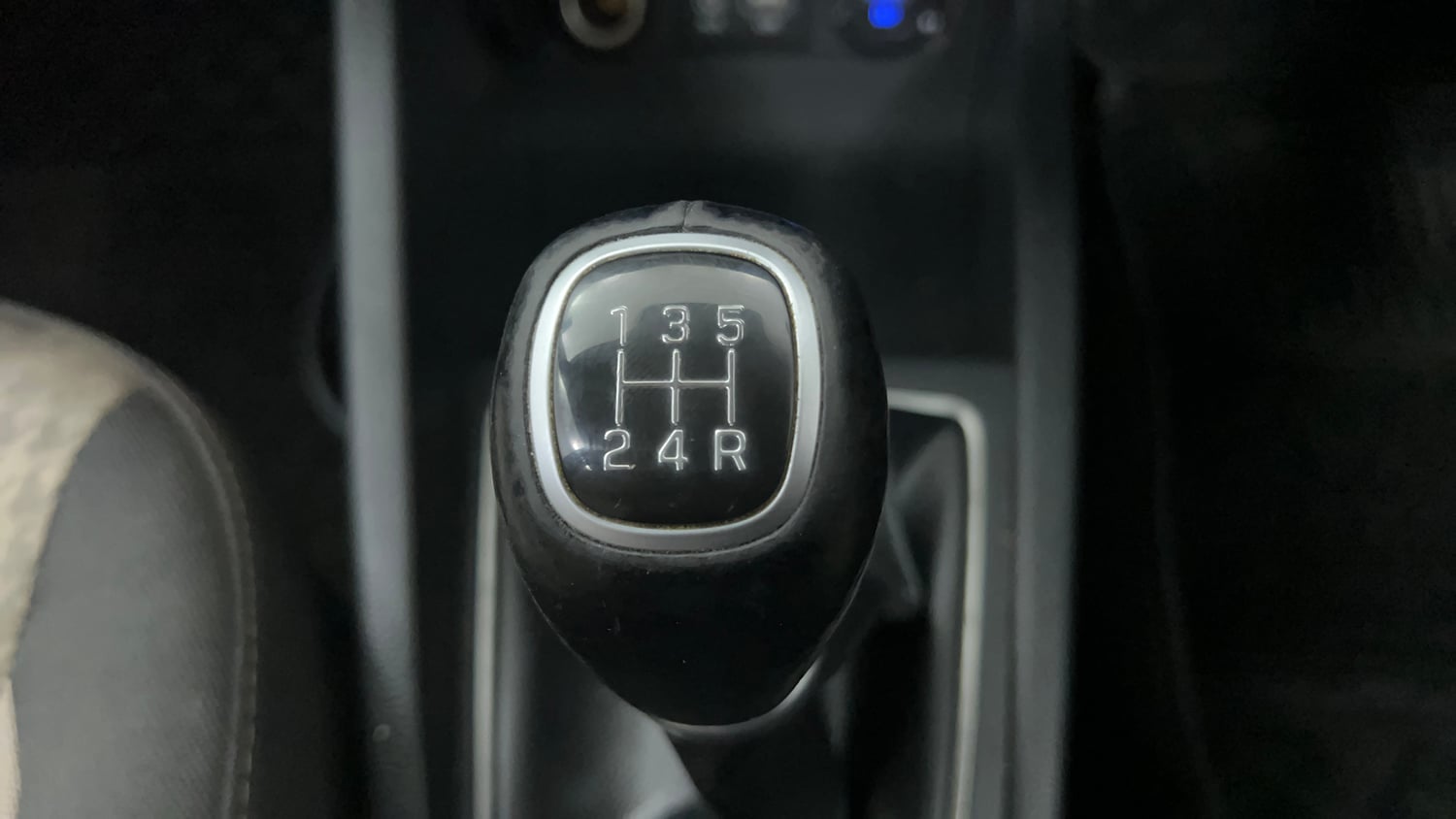 Used 2018 Hyundai Elite i20 Asta 1.2 (O) Petrol Manual interior GEAR  KNOB VIEW