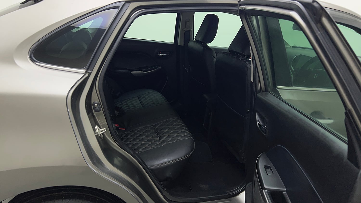 Used 2020 Maruti Suzuki Baleno Alpha Petrol Manual interior RIGHT SIDE REAR DOOR CABIN VIEW