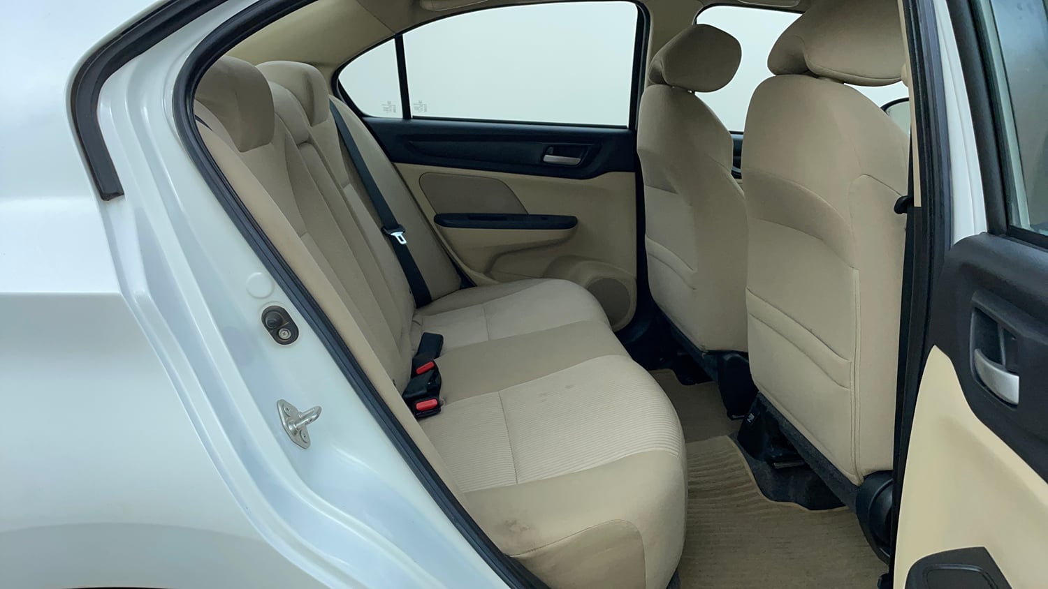 Used 2019 Honda Amaze 1.5 VX CVT Diesel Diesel Automatic interior RIGHT SIDE REAR DOOR CABIN VIEW