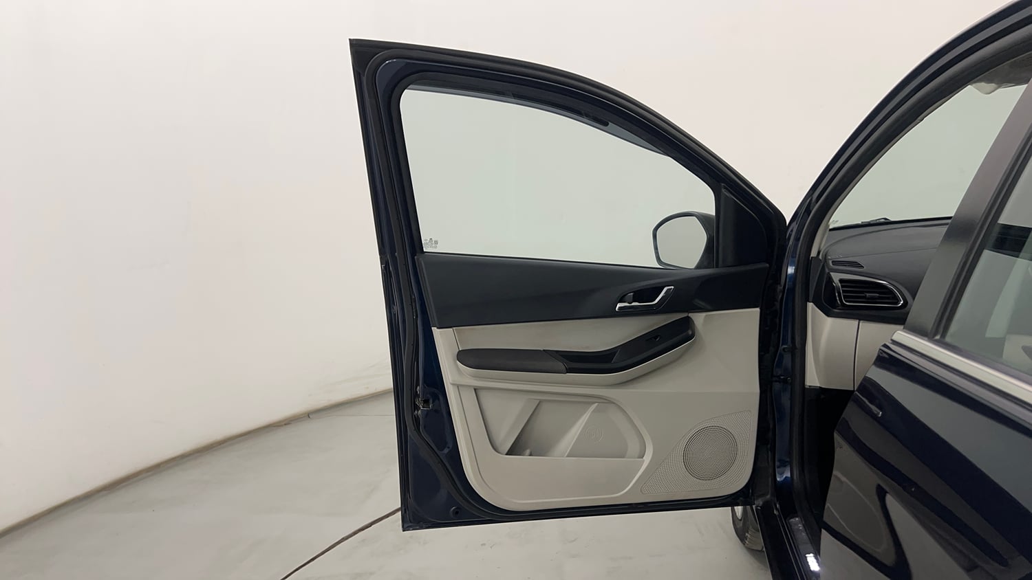 Used 2023 Tata Tigor XZ Plus CNG Cng Manual interior LEFT FRONT DOOR OPEN VIEW