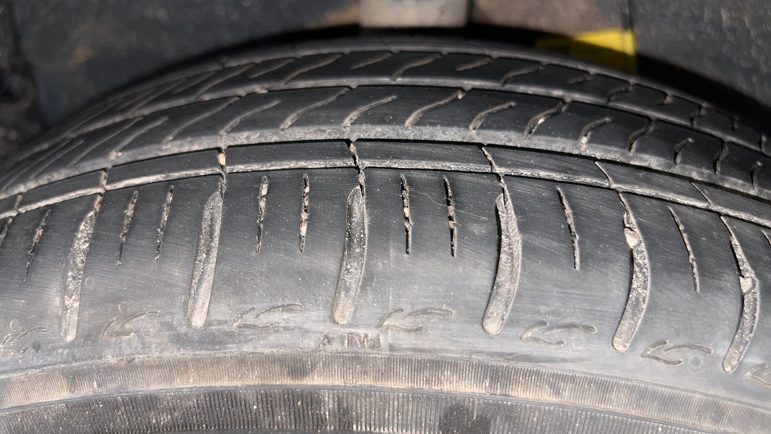Used 2021 Hyundai Grand i10 Nios Sportz 1.2 Kappa VTVT Dual Tone Petrol Manual tyres RIGHT REAR TYRE TREAD VIEW