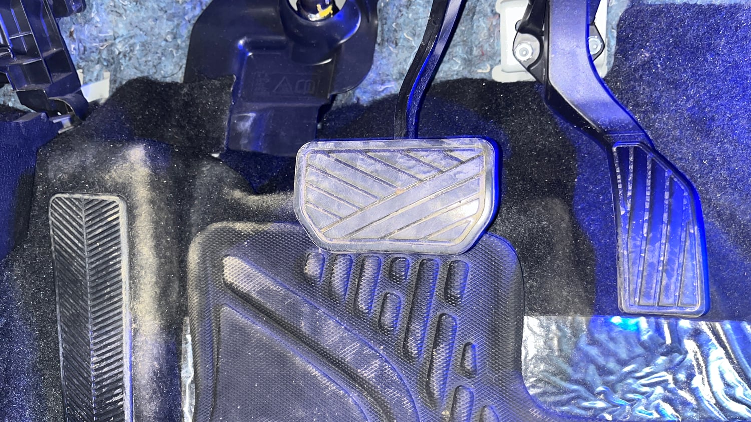Used 2025 Maruti Suzuki Brezza ZXi AT Petrol Automatic interior PEDALS VIEW